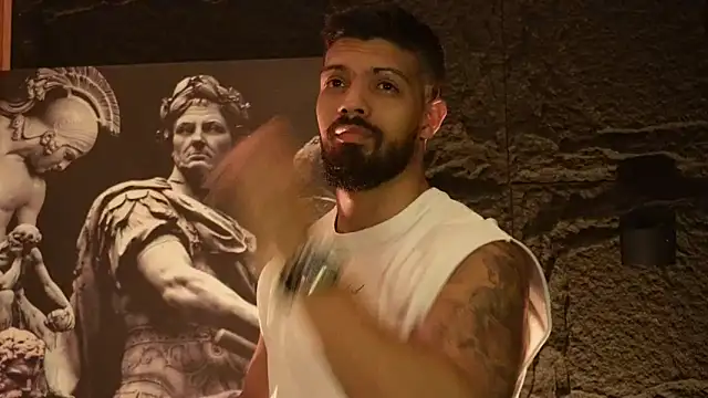 Snapshot of DannSaenz chatting on September 19, 12:06 pm DannSaenz online show from September 19, 12:06 pm