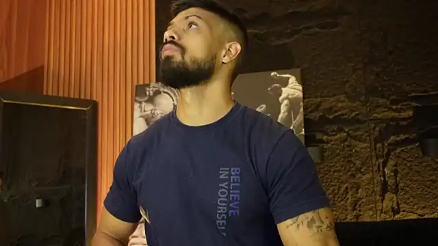 Snapshot of DannSaenz chatting on September 23, 11:35 am DannSaenz online show from September 23, 11:35 am