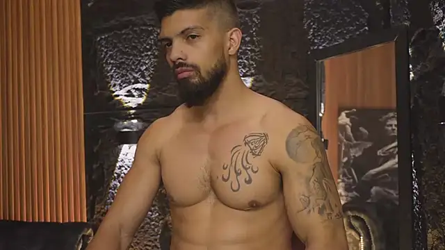 Snapshot of DannSaenz chatting on October 15, 3:12 pm DannSaenz online show from October 15, 3:12 pm