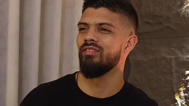 Snapshot of DannSaenz chatting on November 8, 6:57 am DannSaenz online show from November 8, 6:57 am