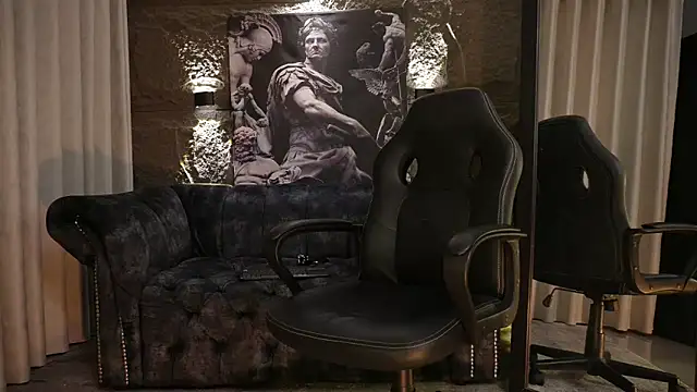 Snapshot of DannSaenz chatting on February 14, 12:46 pm DannSaenz online show from February 14, 12:46 pm