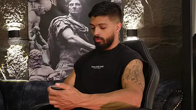 Snapshot of DannSaenz chatting on February 15, 4:36 pm DannSaenz online show from February 15, 4:36 pm