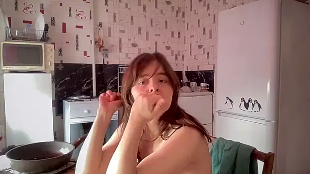Snapshot of Diamond_Tyler chatting on June 2, 4:03 am Diamond Tyler online show from June 2, 4:03 am