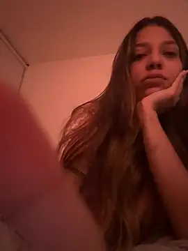 Snapshot of DanielaSaenz0 chatting on February 22, 3:51 am DanielaSaenz0 online show from February 22, 3:51 am