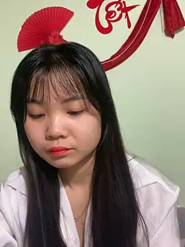 Maeve2k5 online show from February 24, 12:20 am