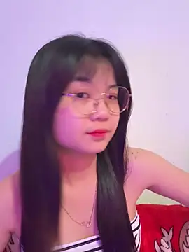 Maeve2k5 online show from December 5, 12:30 am