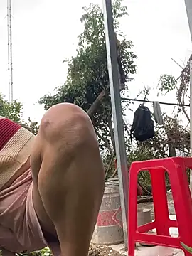 Linaannn online show from February 11, 3:00 am