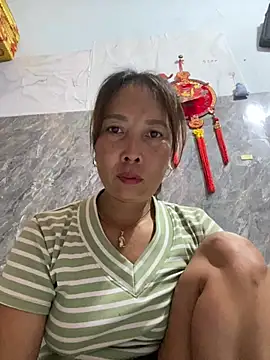 Snapshot of Linaannn chatting on July 28, 10:53 pm Linaannn online show from July 28, 10:53 pm