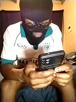 Convertiblechulo online show from December 17, 12:01 am