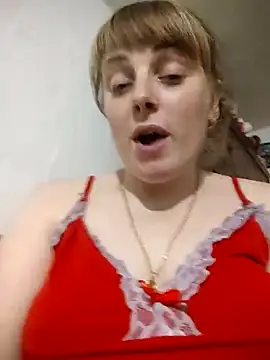 CoddessCrystal online show from December 22, 6:27 pm