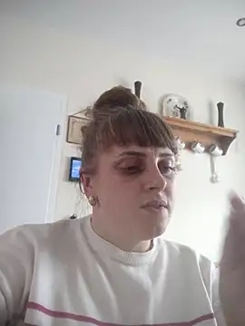 CoddessCrystal online show from February 16, 1:18 pm