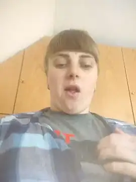 CoddessCrystal online show from March 3, 8:31 am