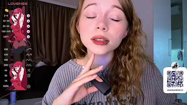  SofiaBrown online show from November 27, 1:57 pm