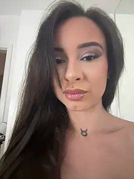 cara mella online show from July 7, 7:40 pm
