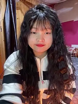 Snapshot of Anges893 chatting on December 6, 6:04 am Anges893 online show from December 6, 6:04 am