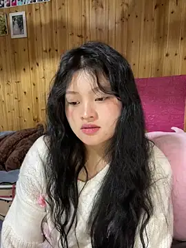 Snapshot of Anges893 chatting on March 17, 5:23 am Anges893 online show from March 17, 5:23 am