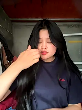 Snapshot of Anges893 chatting on October 25, 5:15 am Anges893 online show from October 25, 5:15 am