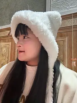 Snapshot of Anges893 chatting on November 15, 3:04 am Anges893 online show from November 15, 3:04 am