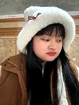 Snapshot of Anges893 chatting on November 19, 3:06 am Anges893 online show from November 19, 3:06 am