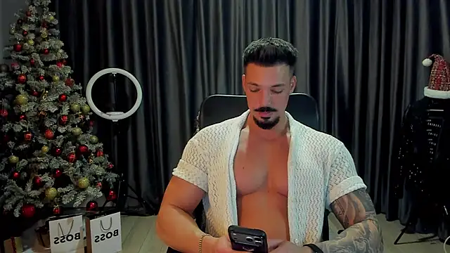 HaydenSpearss online show from December 3, 1:31 pm