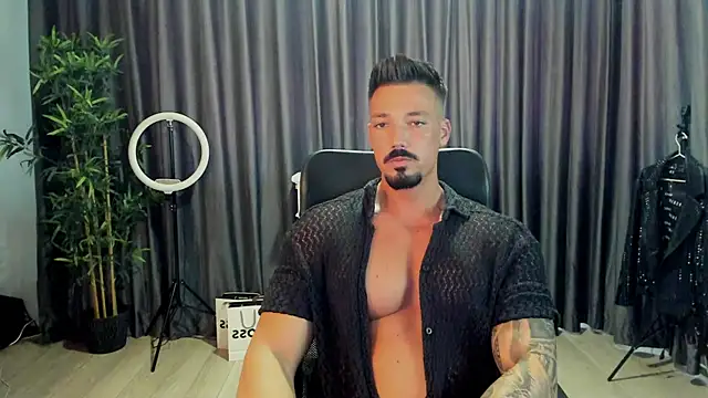 HaydenSpearss online show from June 17, 12:18 pm