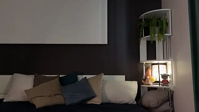 PiquingOgalala online show from January 30, 7:18 am