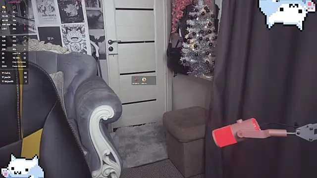 Snapshot of Diasporaaa chatting on December 1, 9:26 pm Diasporaaa online show from December 1, 9:26 pm