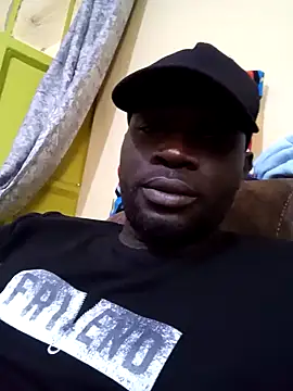 Snapshot of ClinDi chatting on December 22, 12:16 pm ClinDi online show from December 22, 12:16 pm