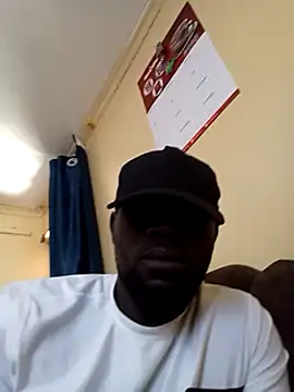 Snapshot of ClinDi chatting on February 21, 11:22 am ClinDi online show from February 21, 11:22 am