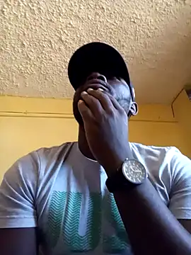 Snapshot of ClinDi chatting on March 14, 11:34 am ClinDi online show from March 14, 11:34 am