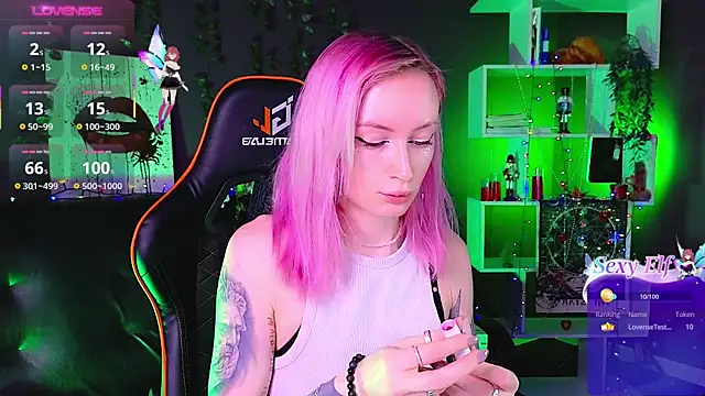  HelenCarter online show from March 10, 8:45 pm