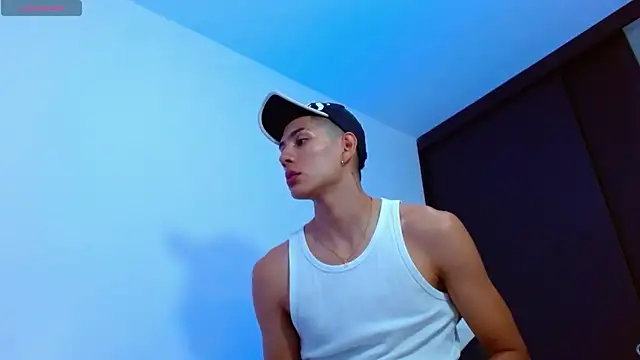 Valerio 20 online show from March 17, 10:49 pm