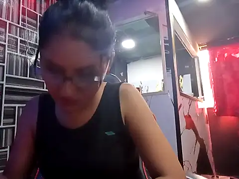 Snapshot of AdelinaMiran90 chatting on September 11, 8:09 pm AdelinaMiran90 online show from September 11, 8:09 pm