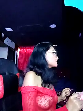 Snapshot of AdelinaMiran90 chatting on October 23, 9:02 pm AdelinaMiran90 online show from October 23, 9:02 pm