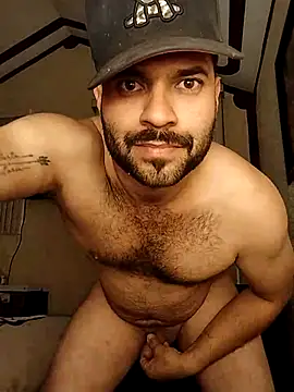 Snapshot of Rober2230 chatting on January 2, 4:41 am Rober2230 online show from January 2, 4:41 am