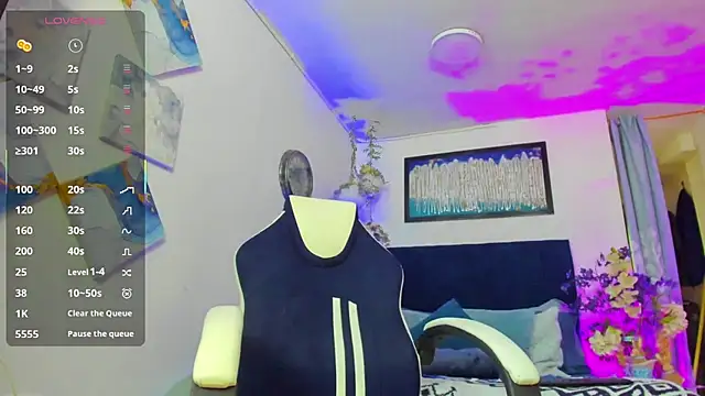 Snapshot of Adil_aminn chatting on February 10, 10:09 pm Adil aminn online show from February 10, 10:09 pm