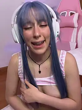 Snapshot of _nobara__ chatting on February 4, 6:25 am  nobara   online show from February 4, 6:25 am