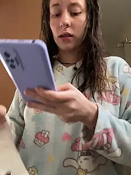 Snapshot of _nobara__ chatting on February 9, 1:46 pm  nobara   online show from February 9, 1:46 pm