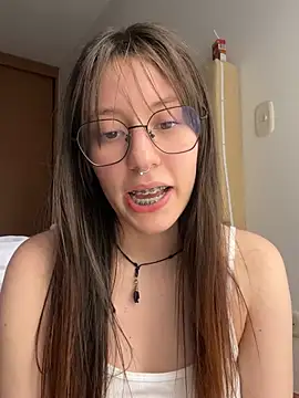 Snapshot of _nobara__ chatting on March 5, 6:12 pm  nobara   online show from March 5, 6:12 pm