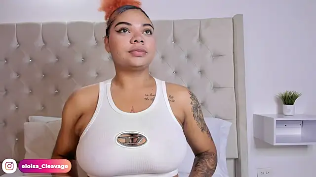 Eloisa cleavage  online show from February 22, 11:02 am