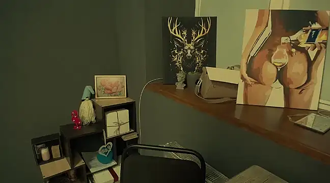 luxie milady online show from January 14, 4:18 pm