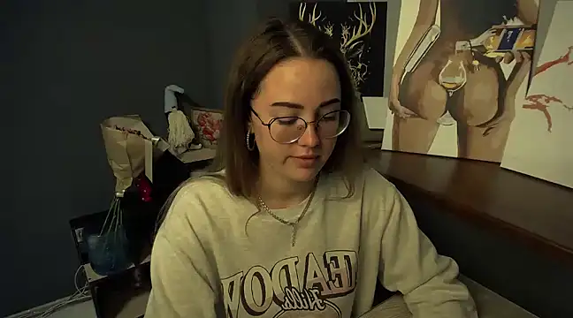 luxie milady online show from February 11, 4:46 pm