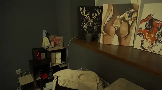 luxie milady online show from March 10, 1:21 pm