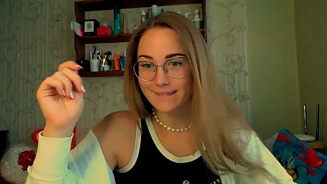 luxie milady online show from September 30, 9:14 am