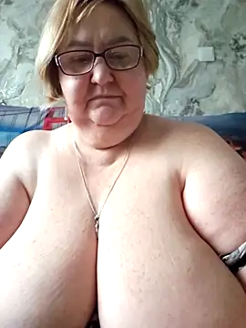 Awn290668 online show from February 18, 5:58 am