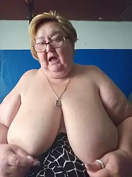Awn290668 online show from July 4, 3:02 am