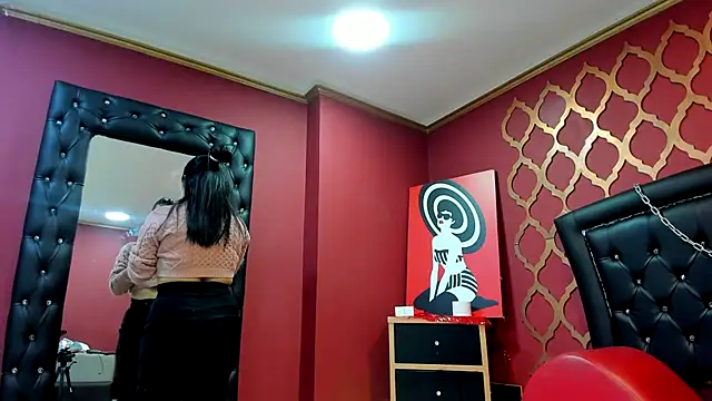 Snapshot of Mistressviictoria chatting on February 25, 11:41 am Mistressviictoria online show from February 25, 11:41 am