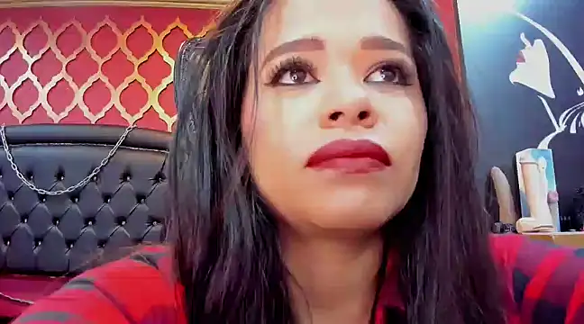 Snapshot of Mistressviictoria chatting on March 19, 2:24 pm Mistressviictoria online show from March 19, 2:24 pm