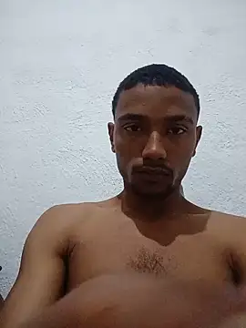 Snapshot of slimmydaddy69 chatting on June 10, 10:41 pm slimmydaddy69 online show from June 10, 10:41 pm
