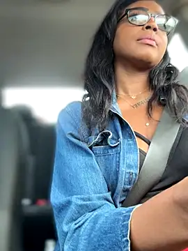 Blazerina online show from October 1, 5:30 pm